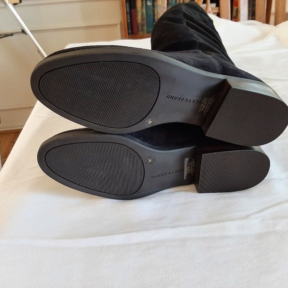 Lucky Brand, LK-Calypso, Black Oiled Suede Boots, size 7M New - Picture 7 of 10